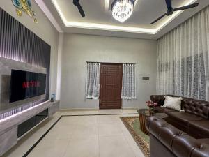4bhk Luxury Villa