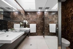 Horizon at Henley Square - 3BR, Parking, Wifi