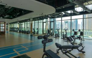 3BR Full Marina View for 8 Near The Metro!