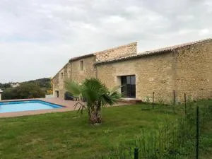 Maison moderne avec piscine - Saint-Laurent-du-Bois