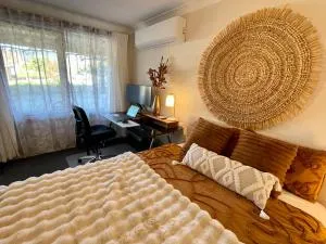 White Rabbit Mountain Guest House - Dartmouth