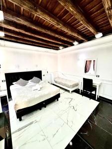 Double or Twin Room with View room in Relais Parlamento