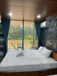 Cat Tien River Lodge