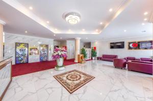 CCT Luxury Hotel