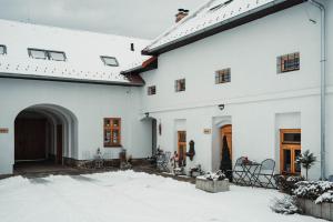 ČÁKYHO KÚRIA - apartmán pre 5 osôb s krbom a saunami