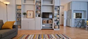 JOIVY Contemporary 1-bed apt near Duomo di Milano