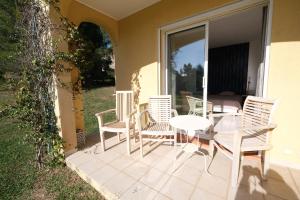 Villas villa avec piscine aureille alpilles paragi ls1-449 : photos des chambres