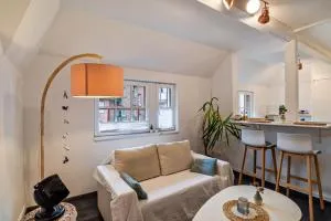 Süße 2-zimmer Fachwerk-wohnung - Königsbach Stein