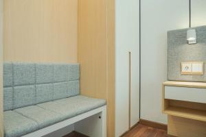 Quiet Studio Room Signature Park Grande Apartment By Travelio