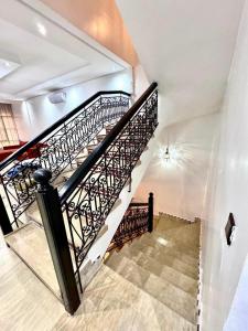 Medley Luxury Villa - PARKING, WIFI & PISCINE