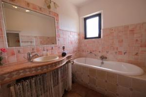 Villas luxury mas with private infinity pool in the heart of the alpilles, 10 persons : photos des chambres