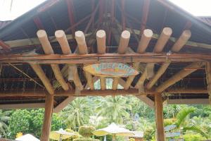 Hidden Valley Mountain and Wavepool Resort