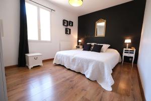 Very pleasant vacation rental with heated pool in the Luberon