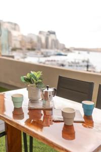 Exclusive Seafront Townhouse Central Sliema, Valletta Sea view