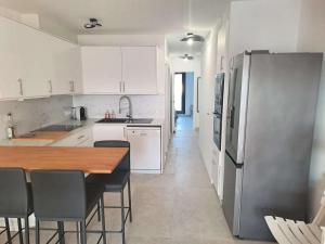 Marcogdu- Proche de Saint-Tropez Appartement pour 4 personnes avec vue sur la marina