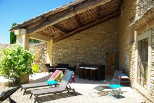 Villas typical provencal farm 18eme in gordes, luberon area in provence with great charm with magnificent view, ideal for family or friends reunions - 12 persons : photos des chambres