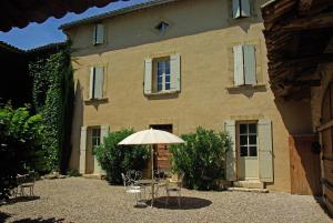 Villas typical provencal farm 18eme in gordes, luberon area in provence with great charm with magnificent view, ideal for family or friends reunions - 12 persons : photos des chambres