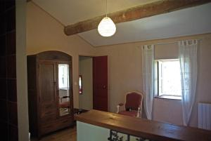 Villas typical provencal farm 18eme in gordes, luberon area in provence with great charm with magnificent view, ideal for family or friends reunions - 12 persons : photos des chambres