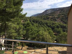 Maisons de vacances pretty gite with pool in cavaillon, beautiful view on the luberon mountains, 4 people. : photos des chambres