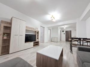 Ultracentral 4Bedroom with 2 Bathrooms Cozy Apartment in Suceava