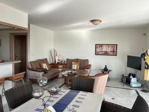Villas Villa climatisee avec piscine privee 8 personnes proche des plages menage offert : photos des chambres