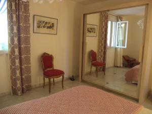 Villas Villa climatisee avec piscine privee 8 personnes proche des plages menage offert : photos des chambres