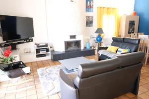 Maisons de vacances pleasant one-level villa with private pool in the thor village, close to l'isle sur la sorgue - 6 persons : photos des chambres