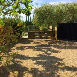 Villas Provencal part with private pool, near Avignon, 6 sleeps. : photos des chambres