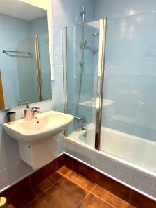 Evamar House 3 Bedrooms Private Garden and Swimming Pool