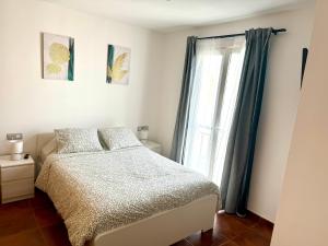 Evamar House 3 Bedrooms Private Garden and Swimming Pool