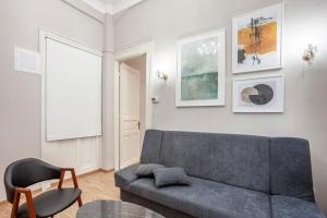 Goldhair apartments II