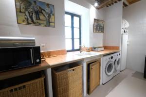 Villas magnificient property with heated swimming-pool in the luberon - 14 persons : photos des chambres