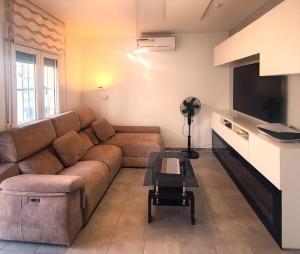 X - Quadro in Montebello, Algorfa, with pool