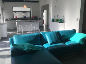 Villas provencal farm house with heated pool located to salon de provence, 12 people : photos des chambres