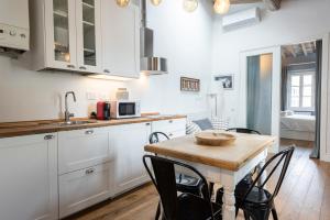 Central Nest by MMega