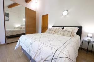 Villas typical provencal mas with heated pool, 10 people, in the countryside of cavaillon, luberon, provence. : photos des chambres