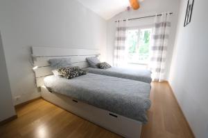 Villas typical provencal mas with heated pool, 10 people, in the countryside of cavaillon, luberon, provence. : photos des chambres