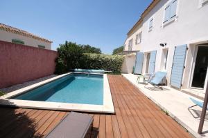 nice house with private pool - 6 persons in the center of the village of mérindol in the luberon in provence