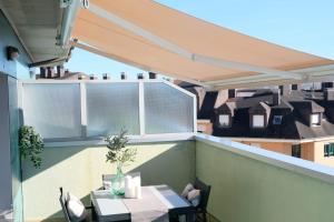 Bonito atico zona hospital con garaje