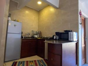 Luna House Asala Beach