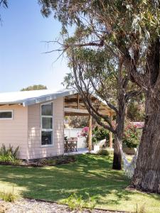 Stylish Shack Falcon Bay