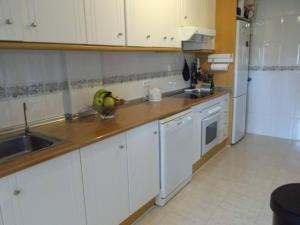 Casa con terraza y piscina R14 by Novadesta