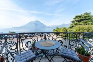 Varenna Sunset by Wonderful Italy - Perledo