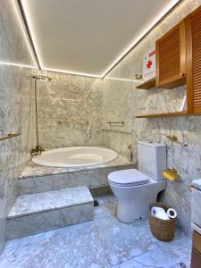 Miséricorde II by ARoom - VUT LE 971