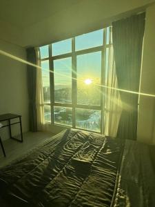 Infinity pool Sutera Avenue family suite Free Wifi -Parking