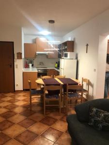 Apartment 5148-5 for 5 Pers in Rogoznica