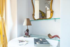 Deluxe Suite room in Babuccio Art Suites