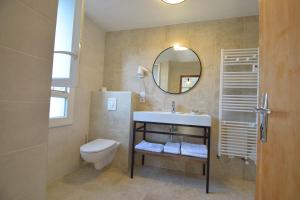 Hotels Hotel Les Chenets : photos des chambres