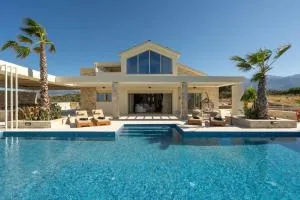 Villa Athena - Heated Pool Pickleball Court - Káïna