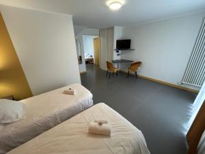 Hotels Hotel La Pierre Bleue : Chambre Triple